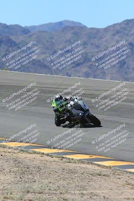 media/Apr-14-2024-SoCal Trackdays (Sun) [[70f97d3d4f]]/6-Bowl (1030am)/